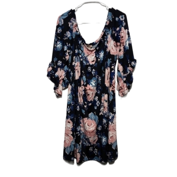 Love Squared Dresses & Skirts - Love Squared blue dress with pink floral print size 3x